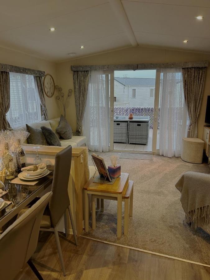 Beautiful Spacious Holiday Home - Romney Sands New Romney Exterior foto